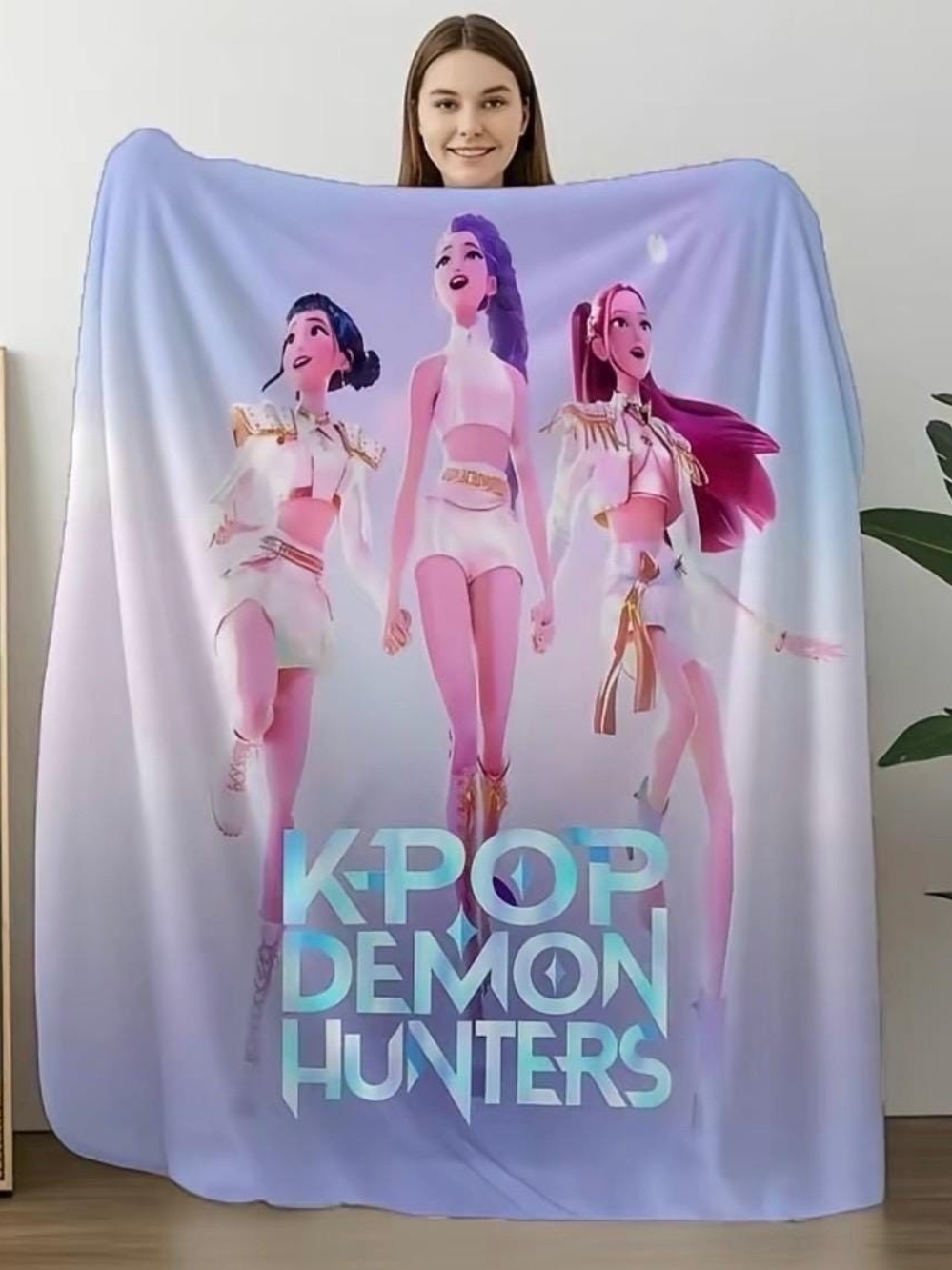 K-POP Demon Hunters Graphic Throw Blanket - Lavender & Pink